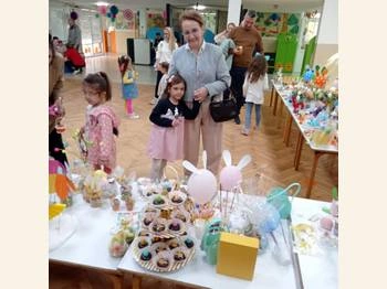 Велигденски Базар Пчелка 2